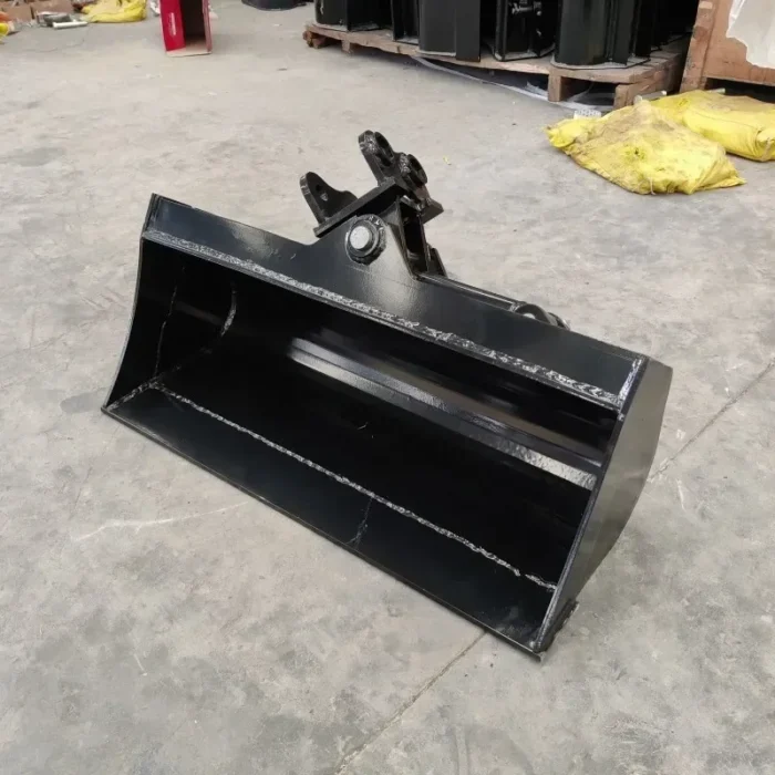 600mm Tilting Bucket: Attachment for TYPHON Mini Excavators USA - Image 7