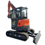 4 Ton, Mini Excavator w/ Diesel Engine, Hydraulic Thumb | CFG-40UF - Image 2