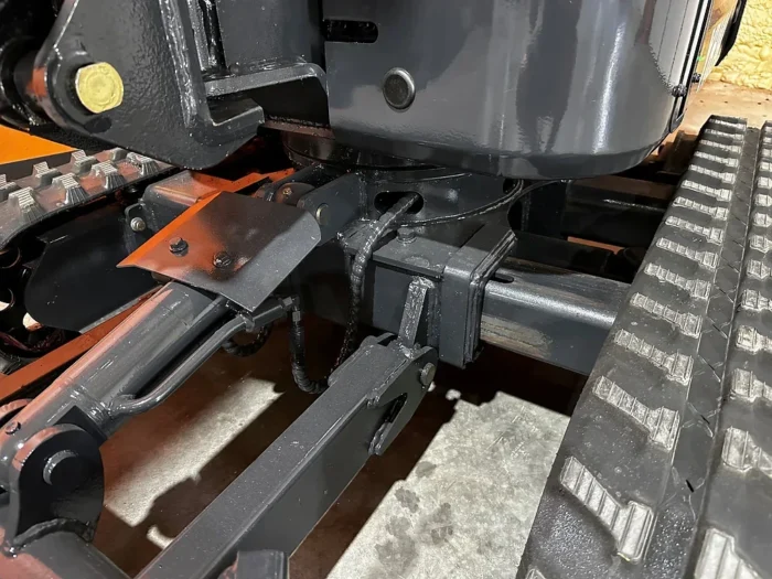 KYMRON® YH14 Mini Excavator (w/ Side Swing Boom & Retractable Tracks) - Image 2